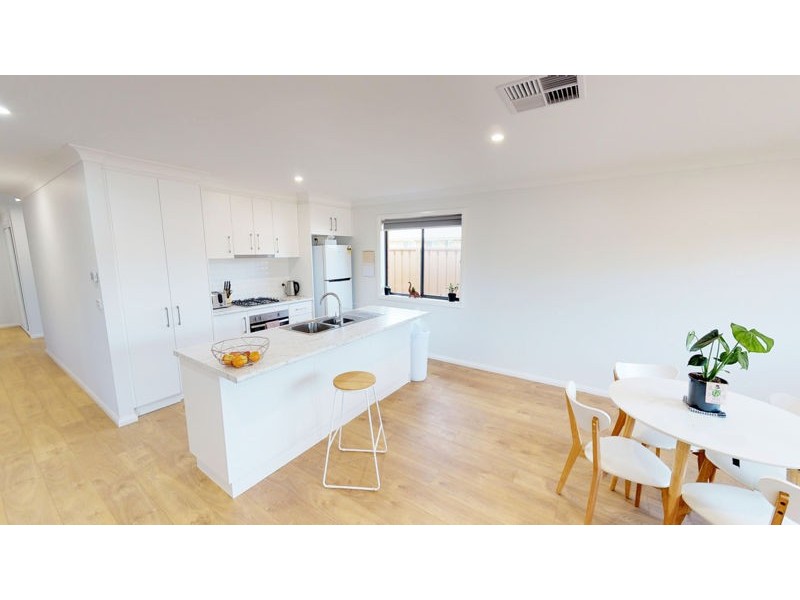 7 Hill St, Junee NSW 2663