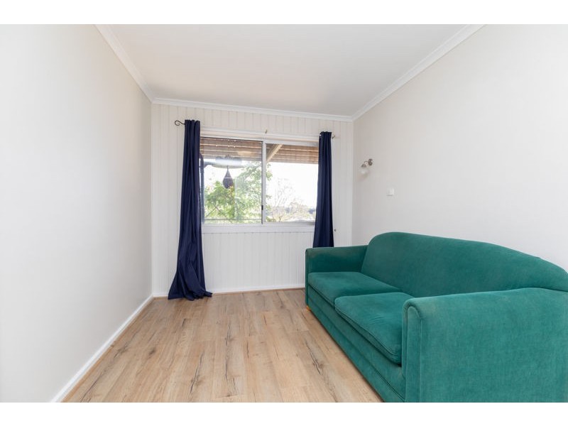 16 Knight Street, Junee NSW 2663