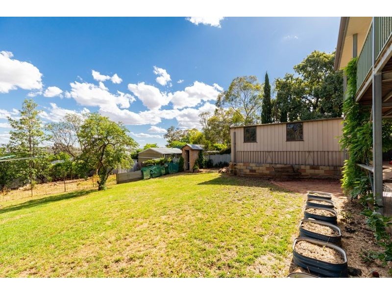 16 Knight Street, Junee NSW 2663