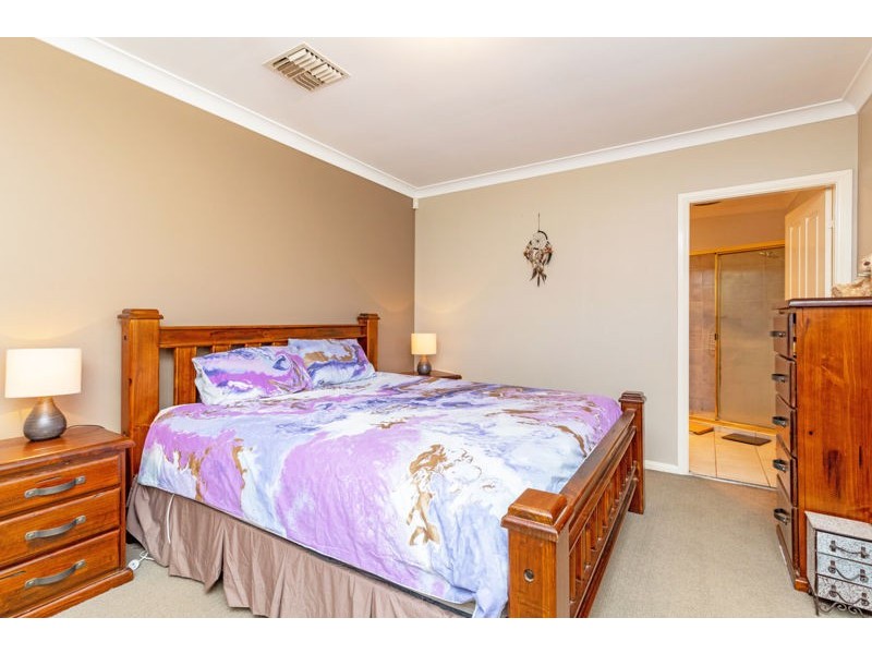5 Cassia Way, Junee NSW 2663