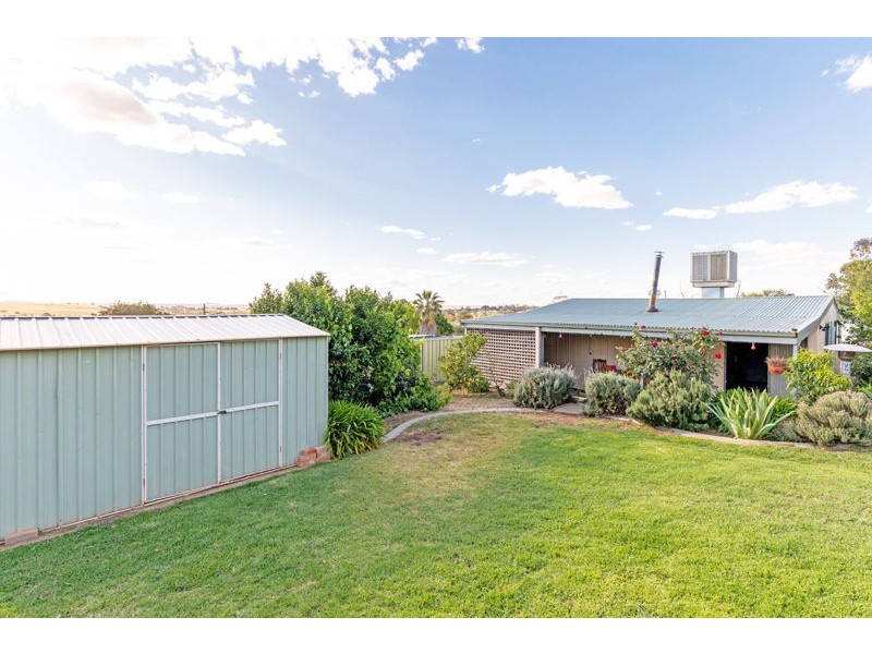 5 Cassia Way, Junee NSW 2663