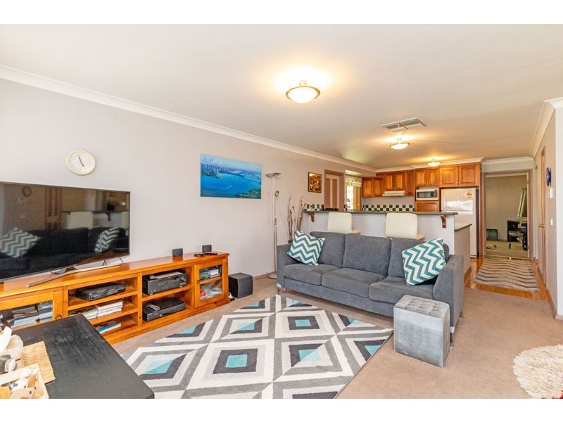 5 Pike Place, Junee NSW 2663