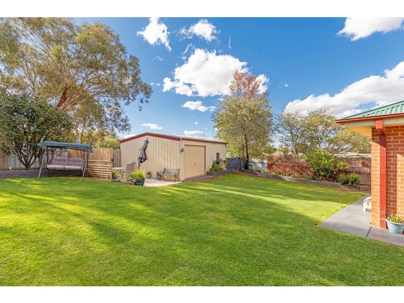 5 Pike Place, Junee NSW 2663