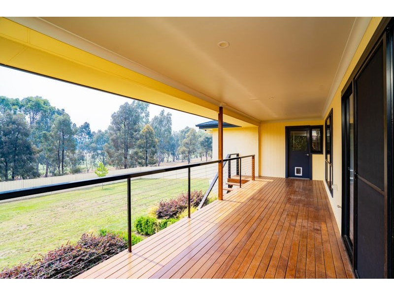 41 John Potts Dr, Junee NSW 2663