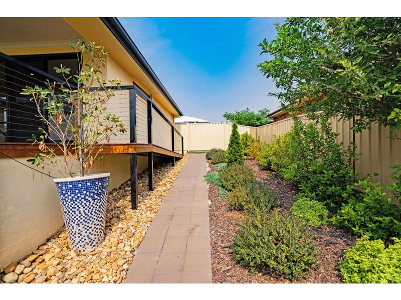 41 John Potts Dr, Junee NSW 2663