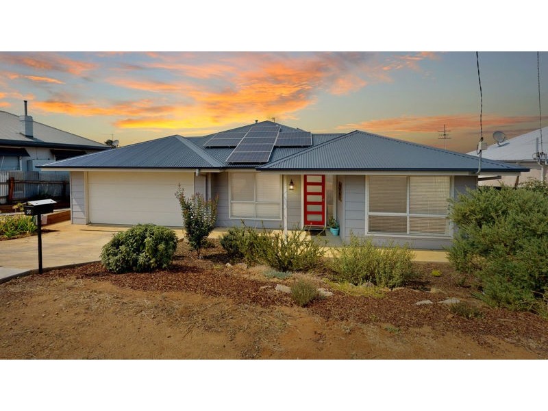 38 Prince Street, Junee NSW 2663