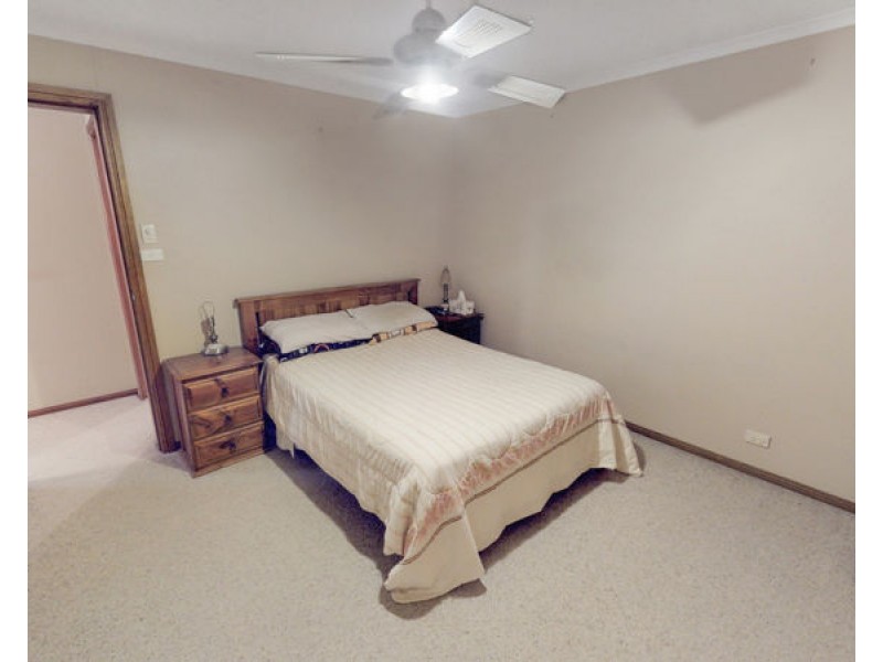 9 & 9A Thomas St, Junee NSW 2663