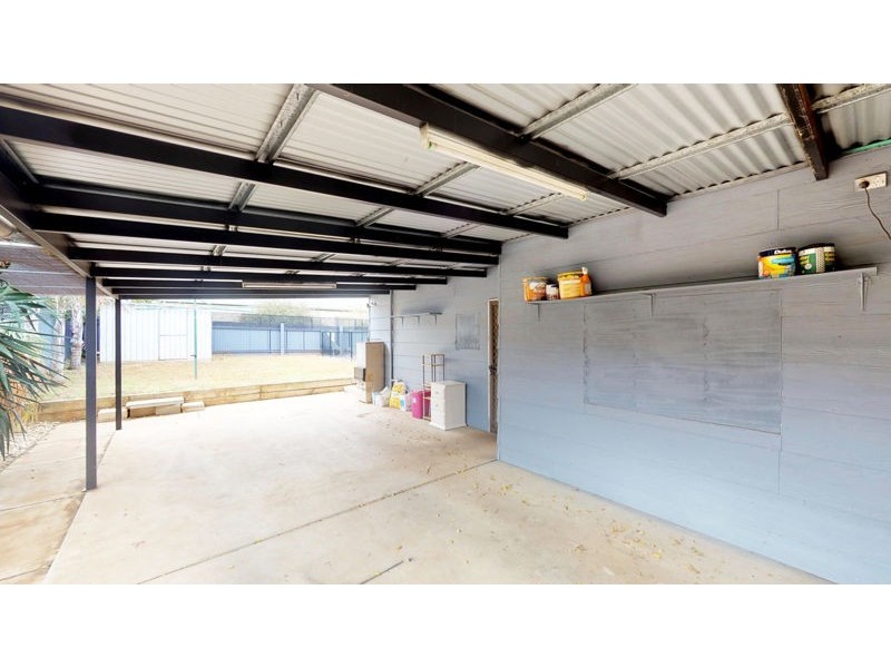 73 Regent St, Junee NSW 2663
