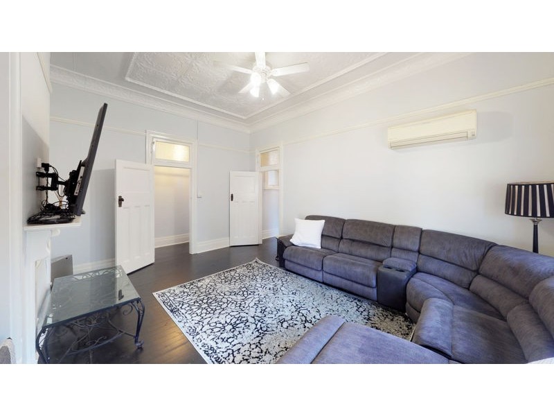 102 – 104 Methul Street, Coolamon NSW 2701