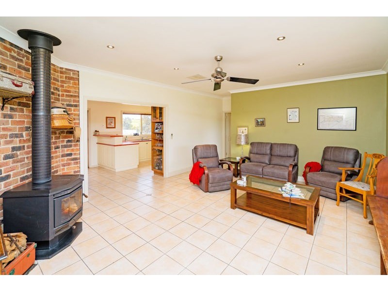 61 Tathra Dr, Junee NSW 2663