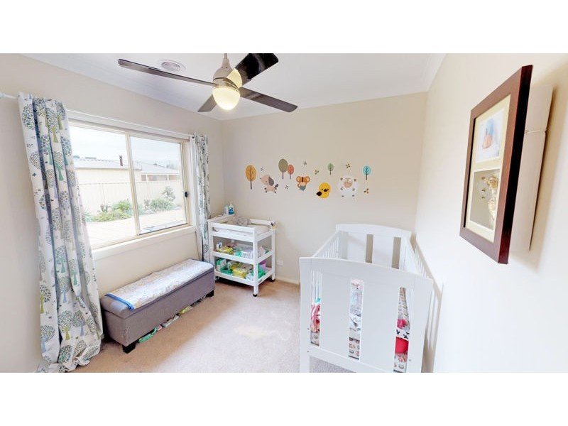 11 Adams Street, Junee NSW 2663