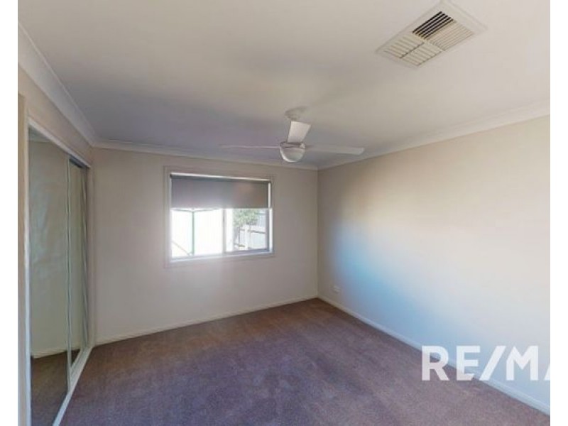 2/18 Marquis Street, Junee NSW 2663