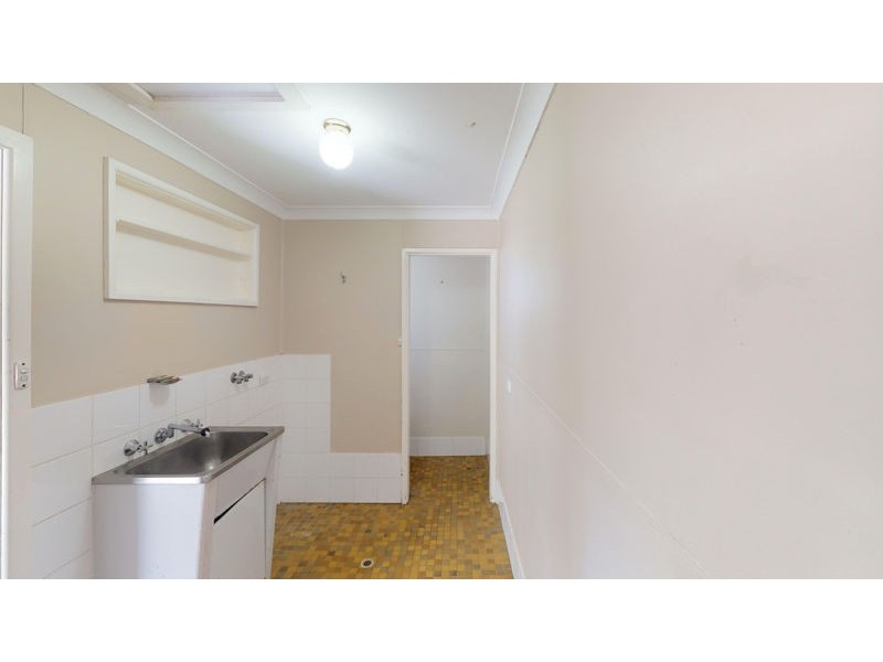 29 Hammond Street, Junee NSW 2663