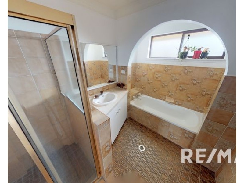 36 Broadway, Junee NSW 2663