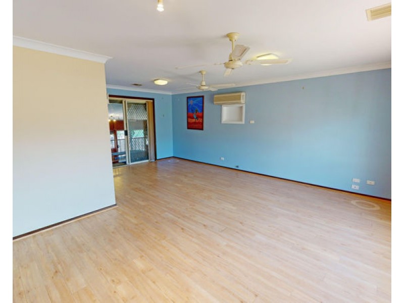 11 Hunter St, Junee NSW 2663