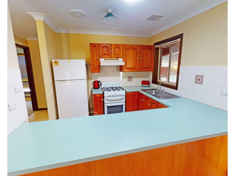 11 Hunter St, Junee NSW 2663