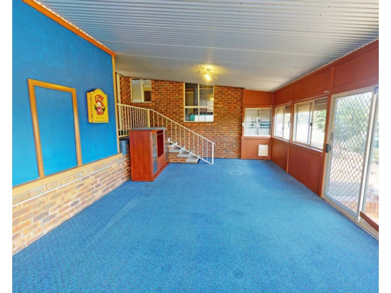 11 Hunter St, Junee NSW 2663
