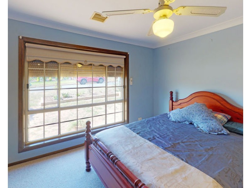 11 Hunter St, Junee NSW 2663