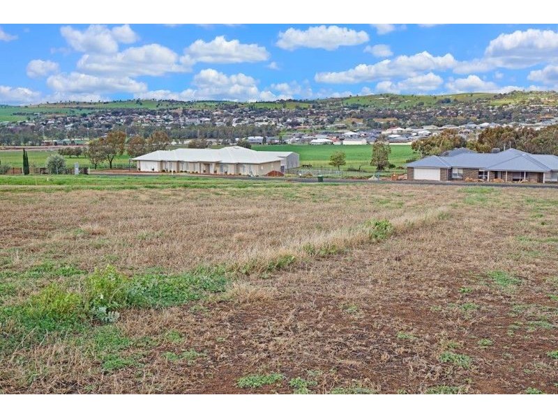 8 Taylor St Junee, Junee NSW 2663