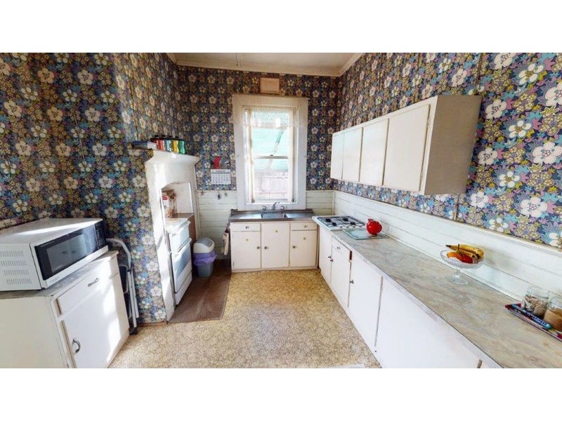 33 Stinson Street, Coolamon NSW 2701