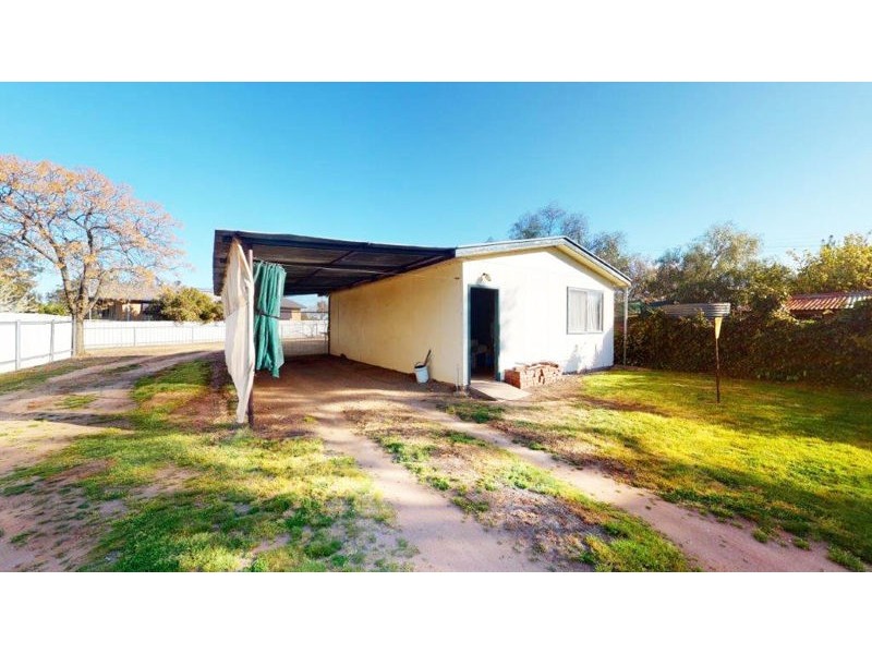 33 Stinson Street, Coolamon NSW 2701