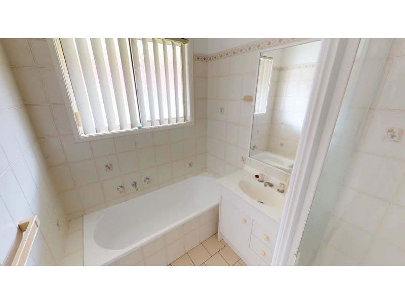 2 Vaughan Street, Junee NSW 2663