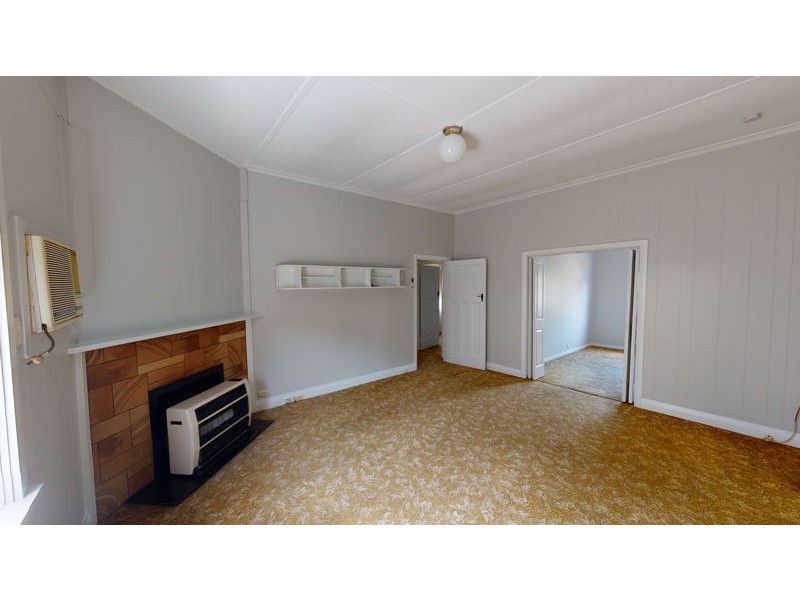 77 George Street, Junee NSW 2663