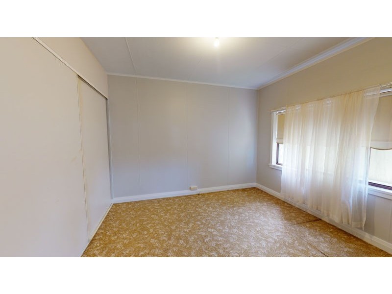 77 George Street, Junee NSW 2663