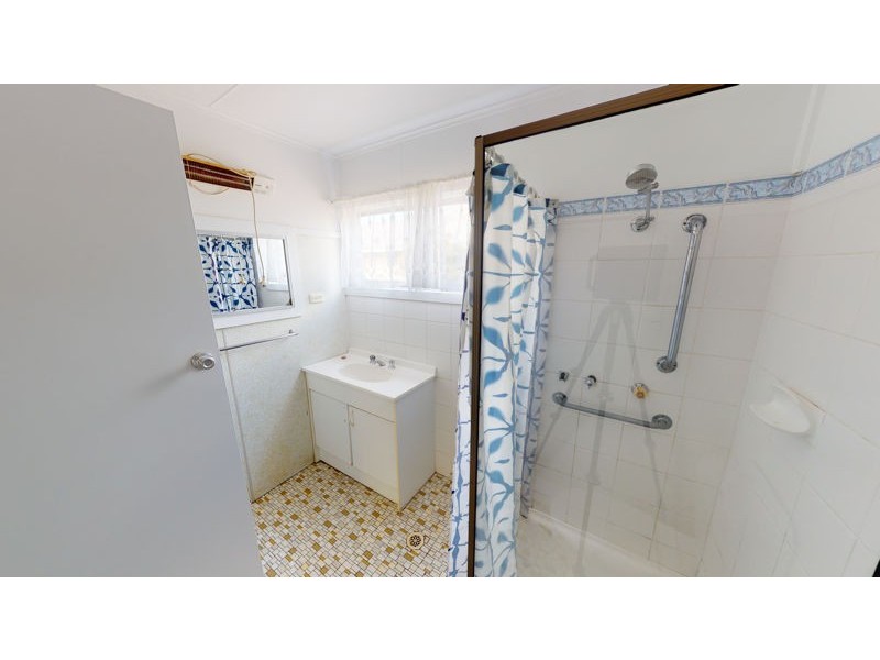 77 George Street, Junee NSW 2663