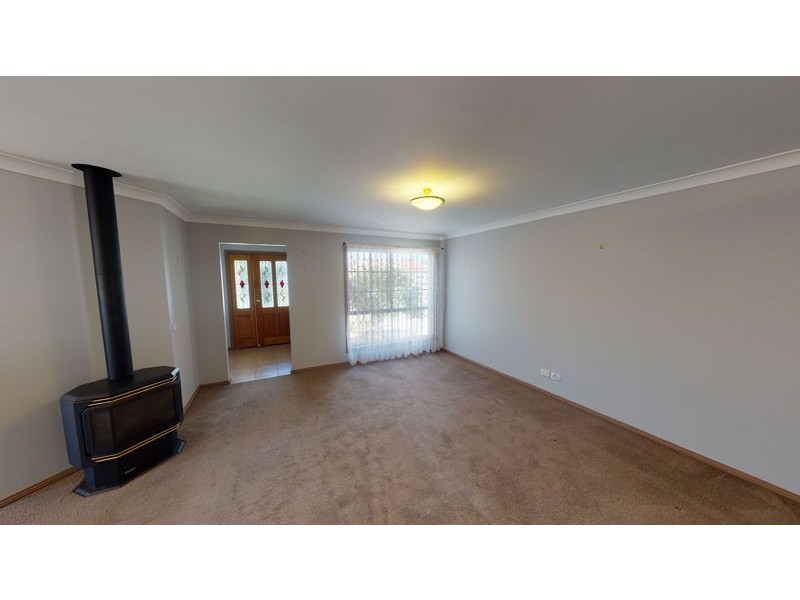 5 Pike Place, Junee NSW 2663