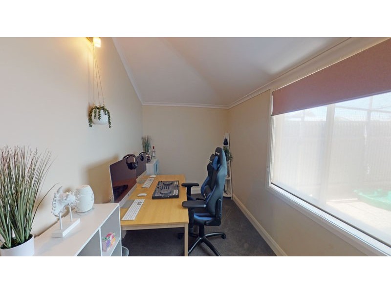 60 Regent Street, Junee NSW 2663