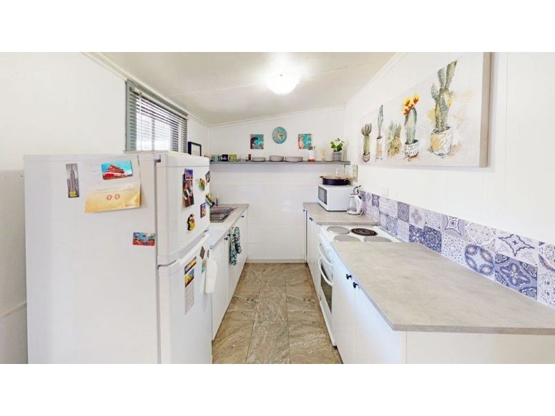17 to 21 Hart St, Junee NSW 2663