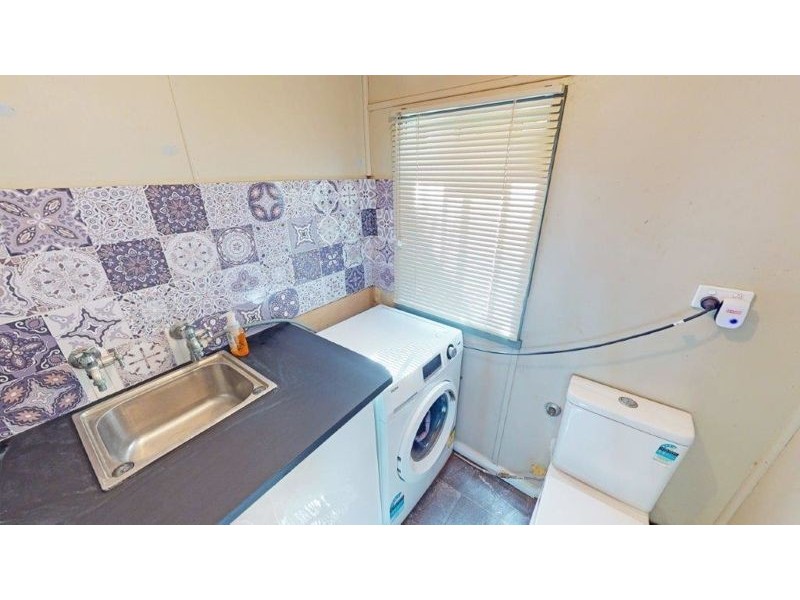 17 to 21 Hart St, Junee NSW 2663