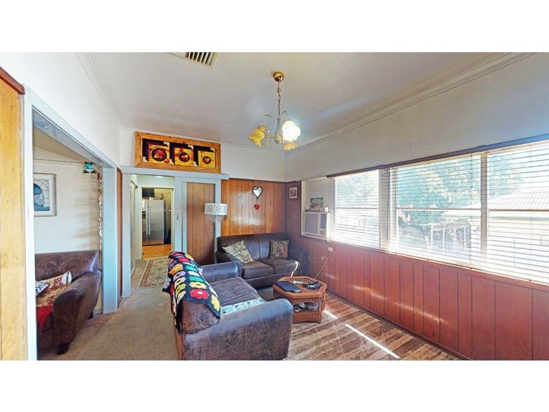 11 Harold Street, Junee NSW 2663