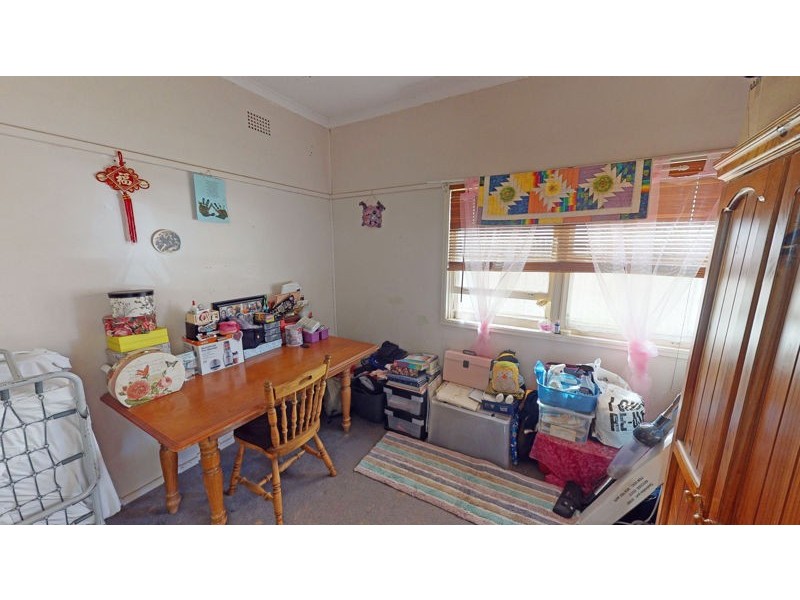 11 Harold Street, Junee NSW 2663