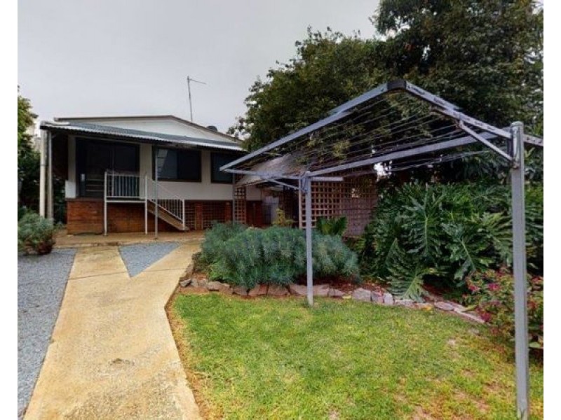 34 Marquis St, Junee NSW 2663