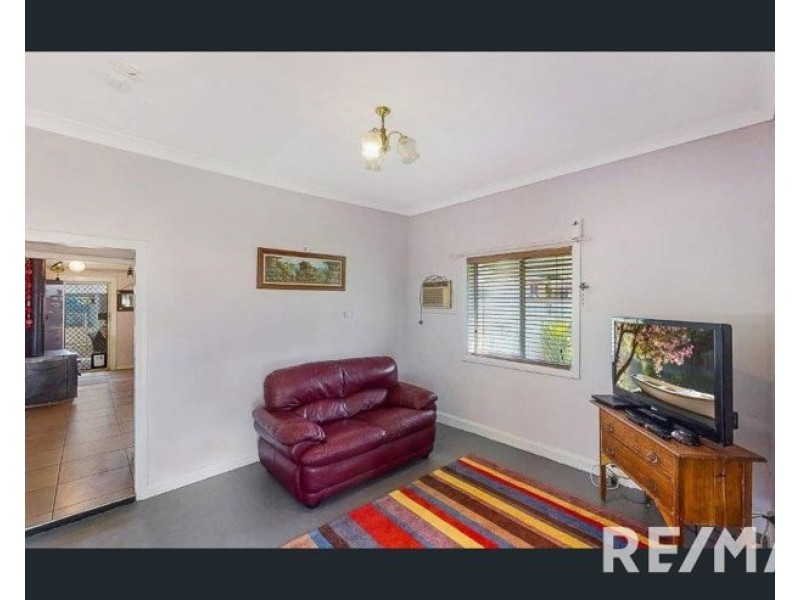 12 Lord Street, Junee NSW 2663