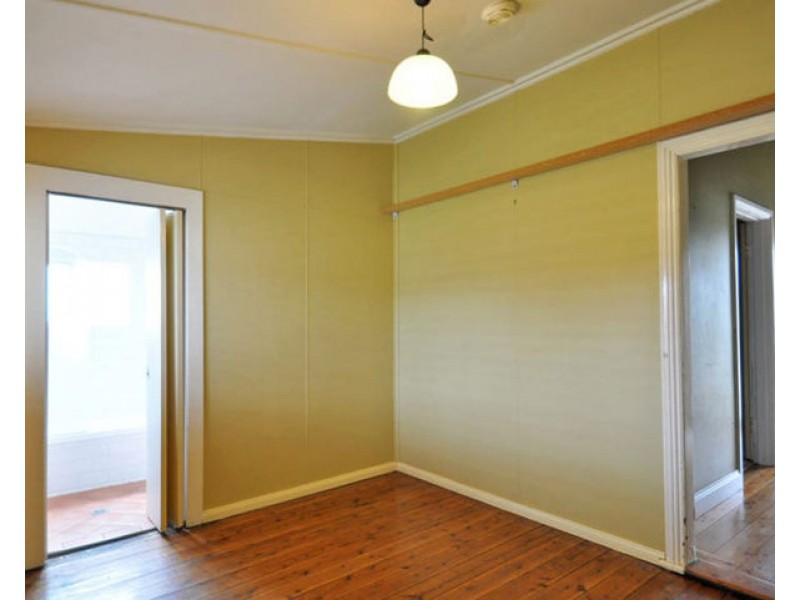 19 Pretoria Avenue, Junee NSW 2663