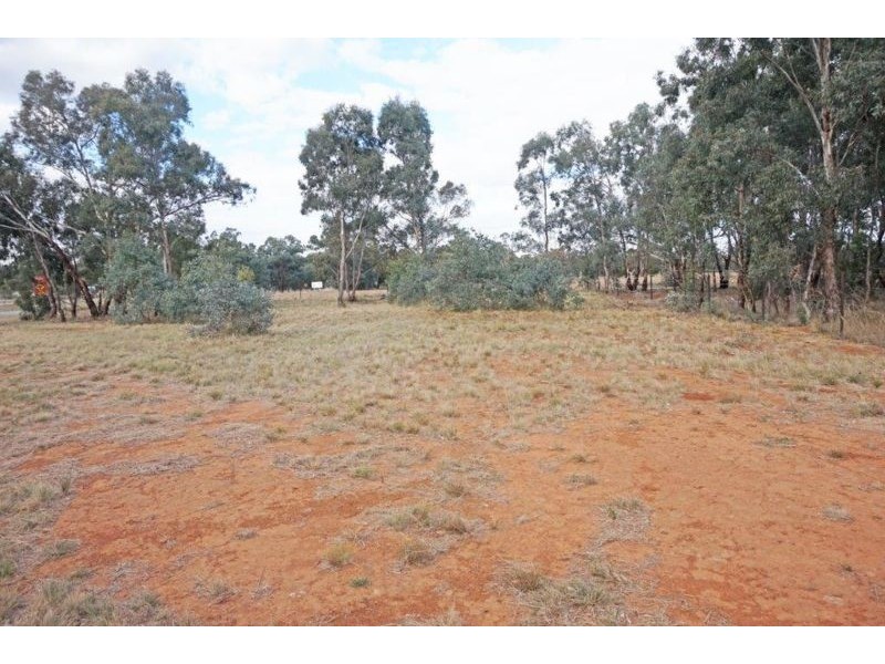 26 Percy St, Old Junee NSW 2652