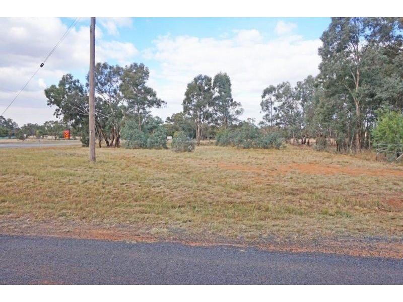 26 Percy St, Old Junee NSW 2652