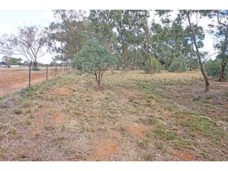 26 Percy St, Old Junee NSW 2652