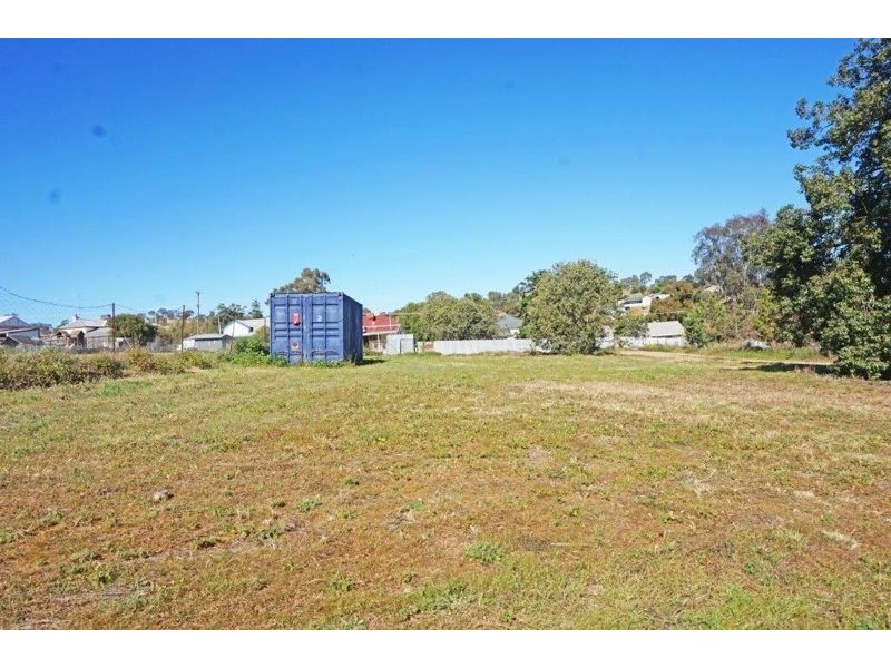 1 Ball St, Junee NSW 2663