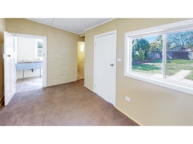 19 Elizabeth St, Junee NSW 2663