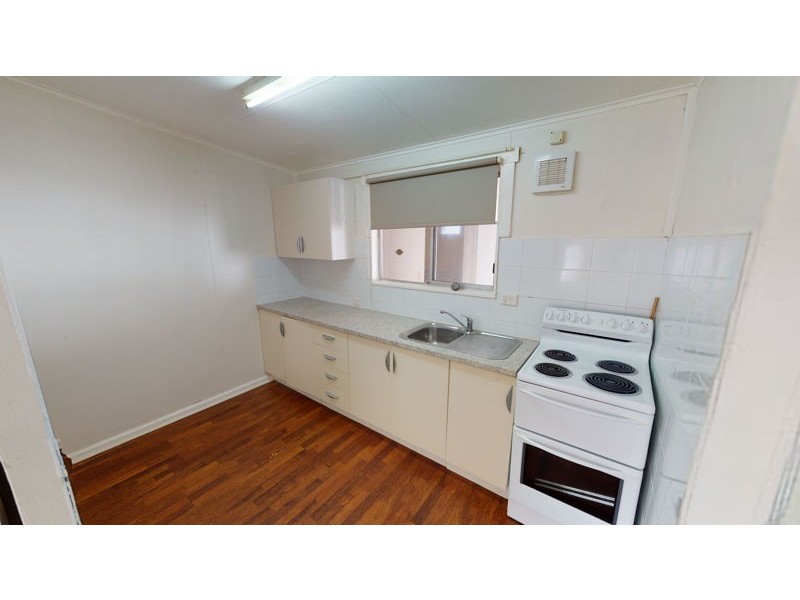 7 George Street, Junee NSW 2663