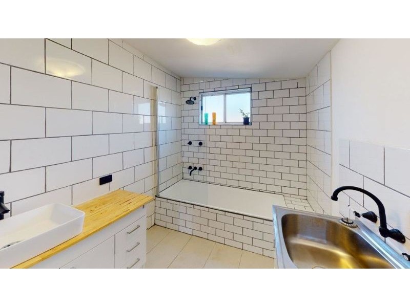 3 Harold St, Junee NSW 2663