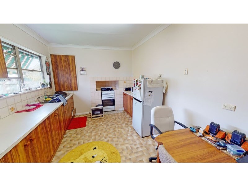 26 Regent St, Junee NSW 2663