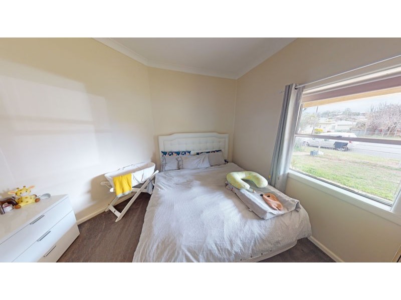 26 Regent St, Junee NSW 2663