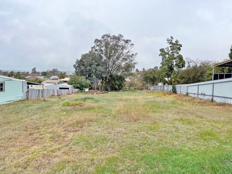 24 Wardle St, Junee NSW 2663