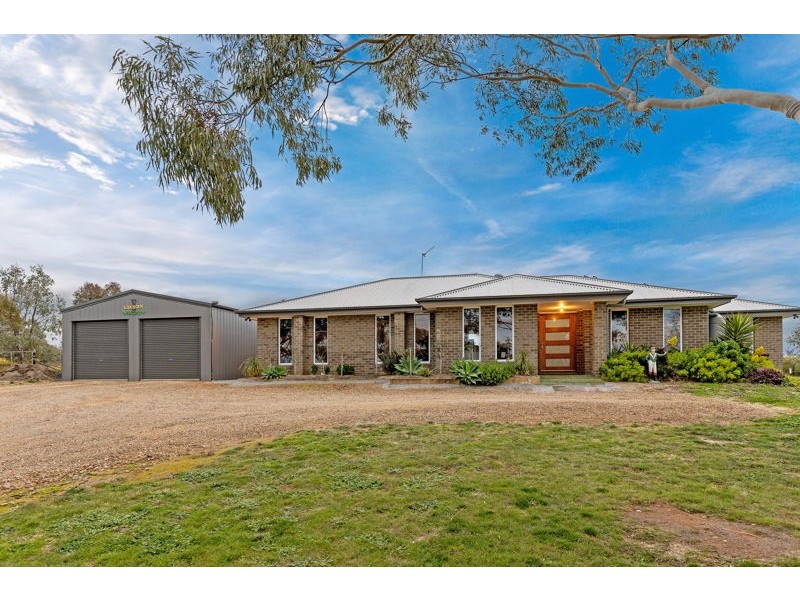 57 Tathra Drive, Junee NSW 2663