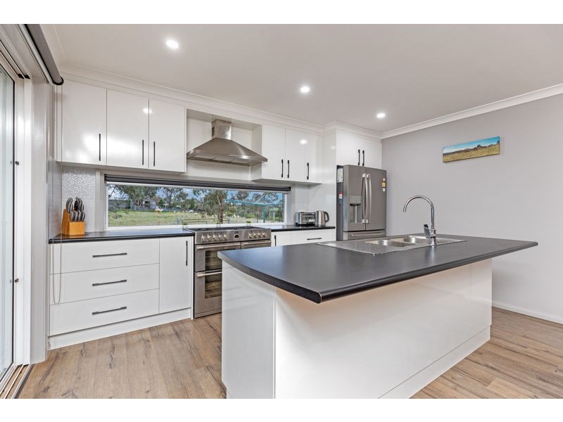 57 Tathra Drive, Junee NSW 2663